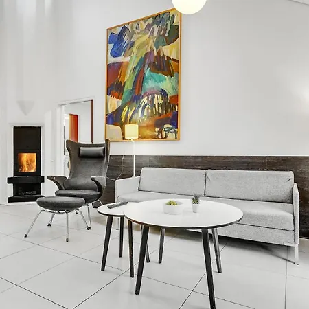 2 Bedroom In Грена
